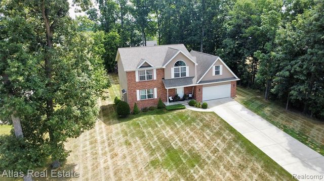 8345 Oak Ridge Drive, Goodrich, MI 48438