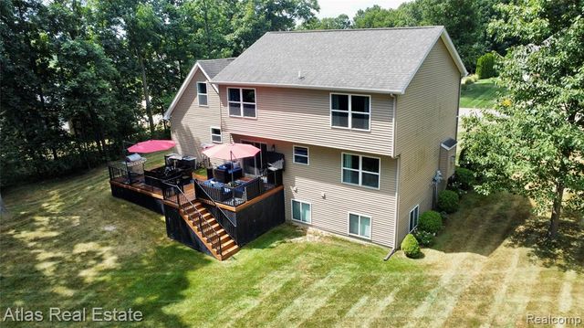 8345 Oak Ridge Drive, Goodrich, MI 48438