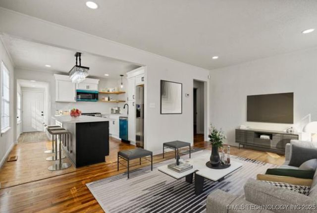 2901 E Virgin Street, Tulsa, OK 74110
