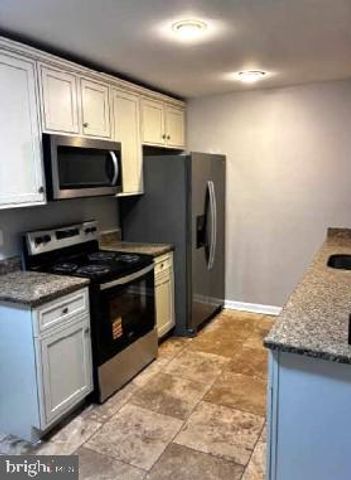 129 GREEN, Edgewater Park, NJ 08010