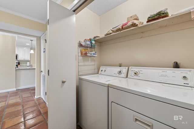 4615 PORT SIDE Lane 203, Gulf Shores, AL 36542
