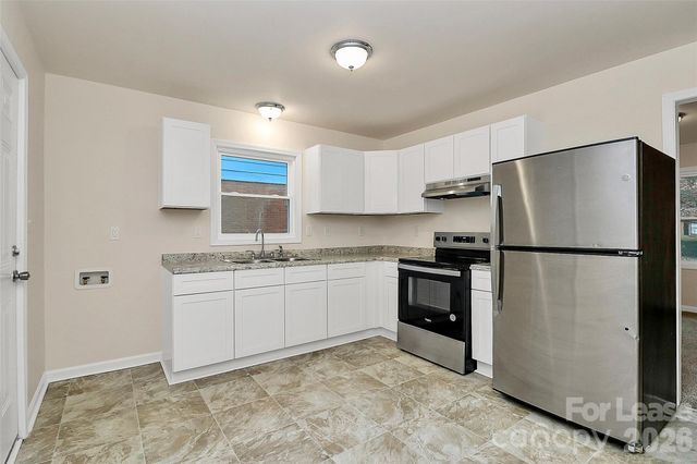 518 Echodale Drive, Charlotte, NC 28217