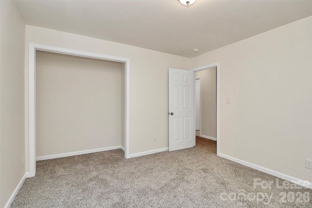 518 Echodale Drive, Charlotte, NC 28217