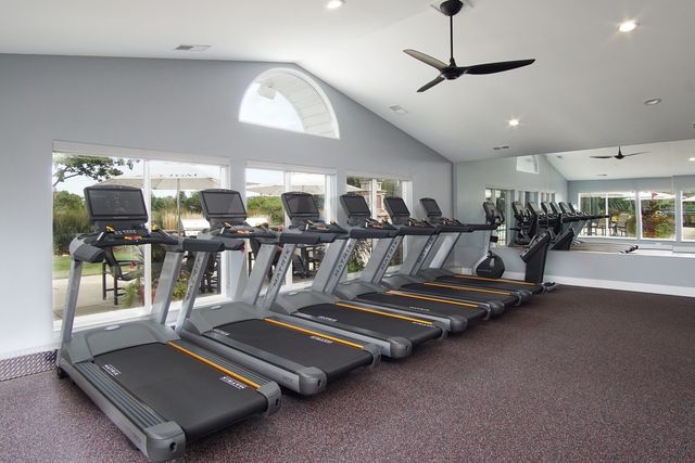 1601 Westminster Drive 107, Naperville, IL 60563