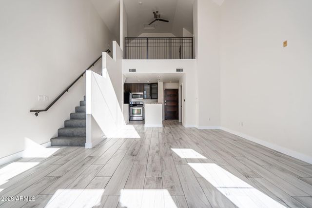 215 E MCKINLEY Street 405, Phoenix, AZ 85004