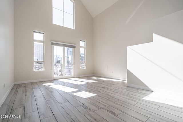 215 E MCKINLEY Street 405, Phoenix, AZ 85004