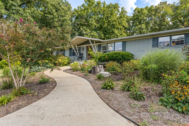 2550 Highway 70, E, Dickson, TN 37055