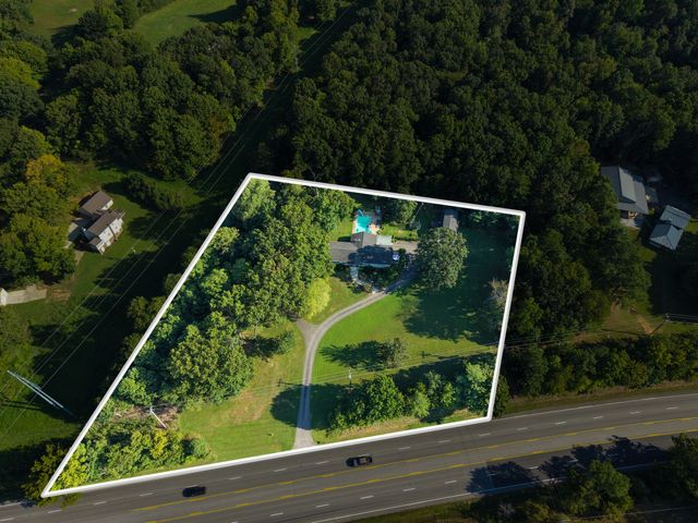 2550 Highway 70, E, Dickson, TN 37055