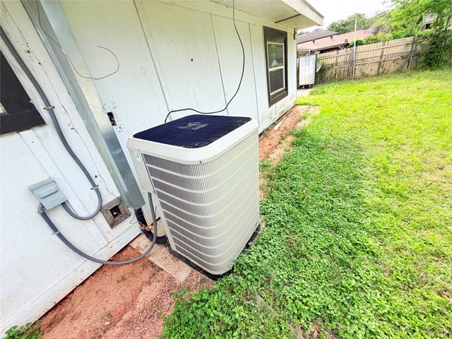 11111 Jean Drive, Balch Springs, TX 75180