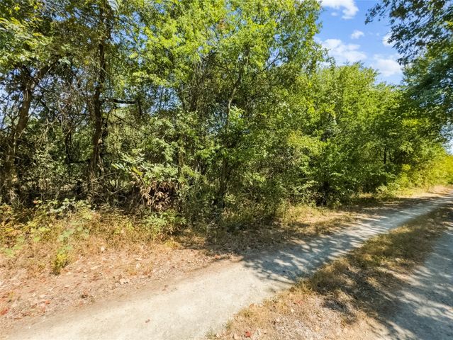 200 Willie Mae Road, Cleburne, TX 76031