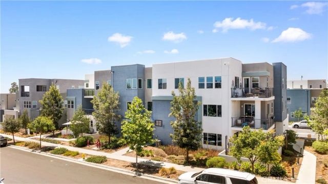 189 Biome, Irvine, CA 92618