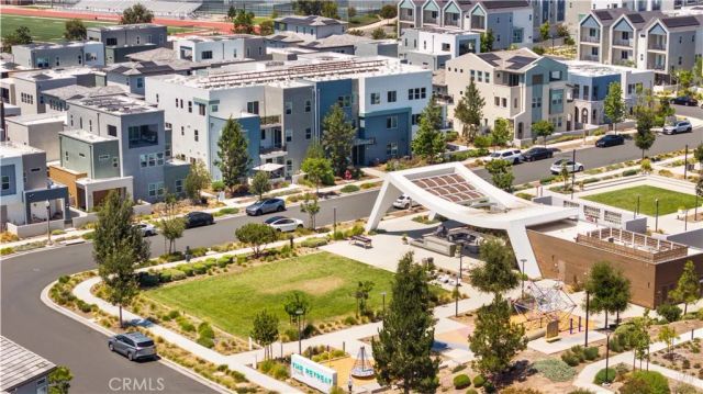 189 Biome, Irvine, CA 92618
