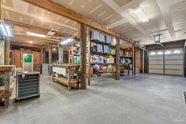 951 Coronado Dr, Gulf Breeze, FL 32563