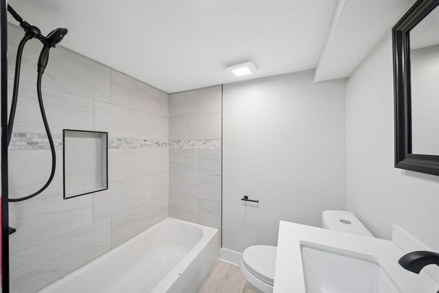 4150 W 83rd Street, Chicago, IL 60652