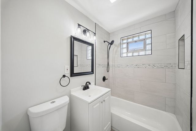 4150 W 83rd Street, Chicago, IL 60652