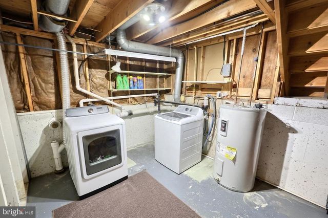 18 SHEFFIELD DR, Dillsburg, PA 17019