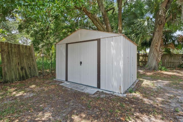 513 DOROTHY CIRCLE, Eustis, FL 32726