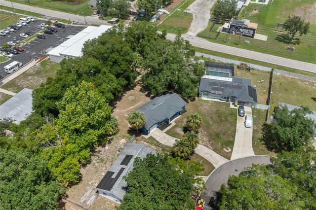 513 DOROTHY CIRCLE, Eustis, FL 32726
