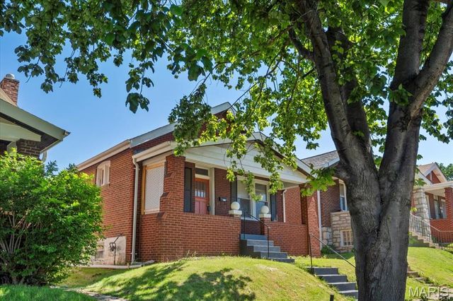 4455 Ellenwood Avenue, St Louis, MO 63116