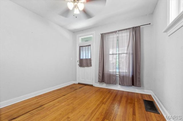 4455 Ellenwood Avenue, St Louis, MO 63116