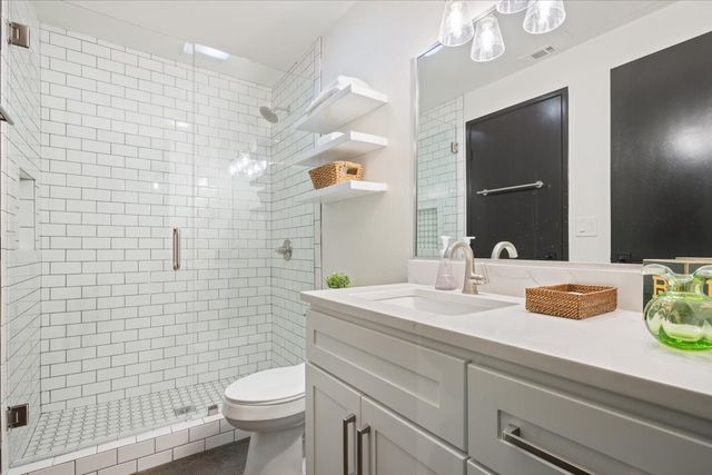 219 S 4th Street 106, Waco, TX 76701