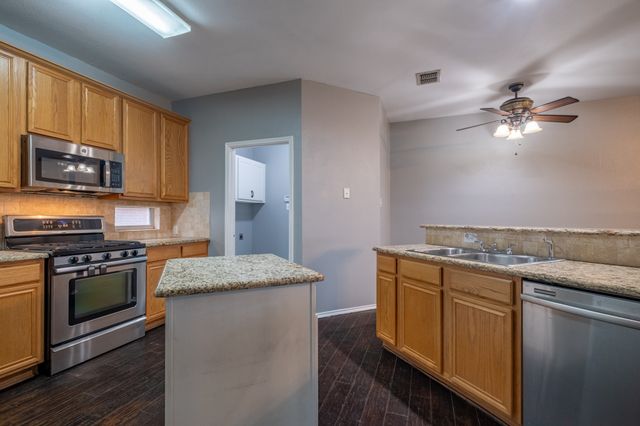 1700 Yosemite Drive, Lewisville, TX 75077