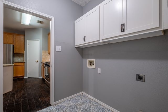 1700 Yosemite Drive, Lewisville, TX 75077