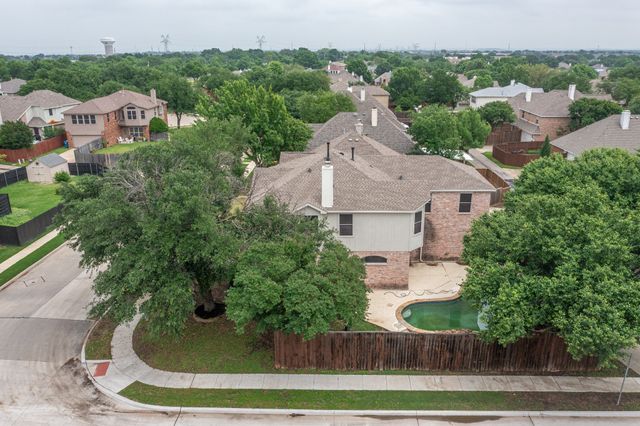 1700 Yosemite Drive, Lewisville, TX 75077