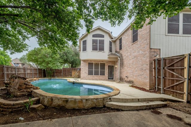 1700 Yosemite Drive, Lewisville, TX 75077