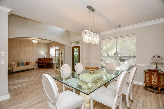 14103 Sherburn Manor Drive, Cypress, TX 77429