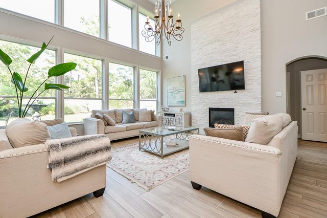 14103 Sherburn Manor Drive, Cypress, TX 77429