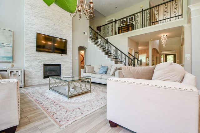 14103 Sherburn Manor Drive, Cypress, TX 77429