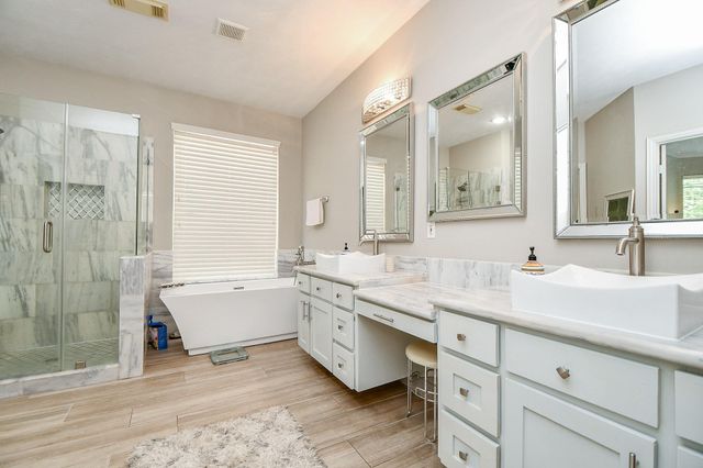 14103 Sherburn Manor Drive, Cypress, TX 77429