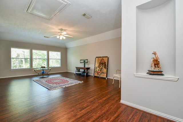 14103 Sherburn Manor Drive, Cypress, TX 77429