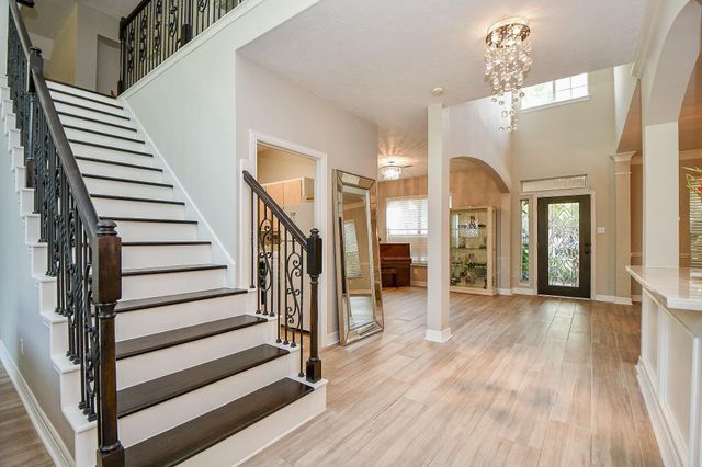 14103 Sherburn Manor Drive, Cypress, TX 77429