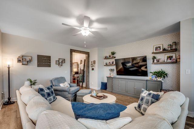233 Astoria Park Loop, Conway, SC 29526