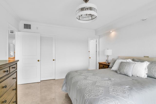 410 N FEDERAL Highway N 616, Deerfield Beach, FL 33441