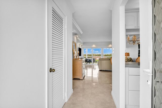 410 N FEDERAL Highway N 616, Deerfield Beach, FL 33441