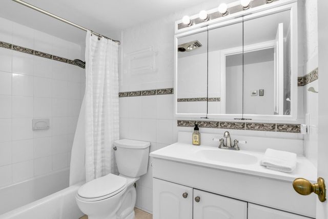 410 N FEDERAL Highway N 616, Deerfield Beach, FL 33441
