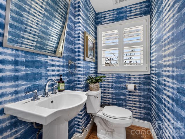 3501 Windsor Drive, Charlotte, NC 28209