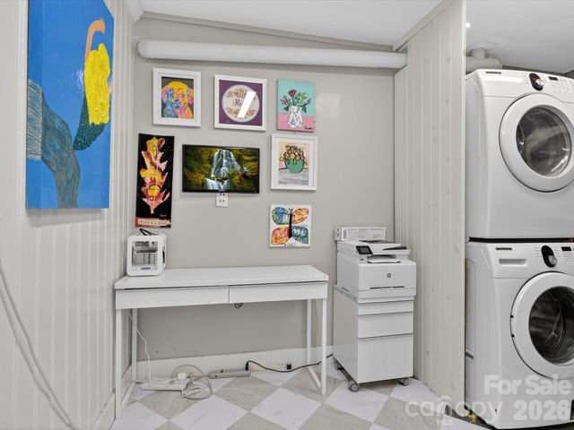 3501 Windsor Drive, Charlotte, NC 28209