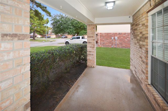 21614 Brookchase Loop, Cypress, TX 77433