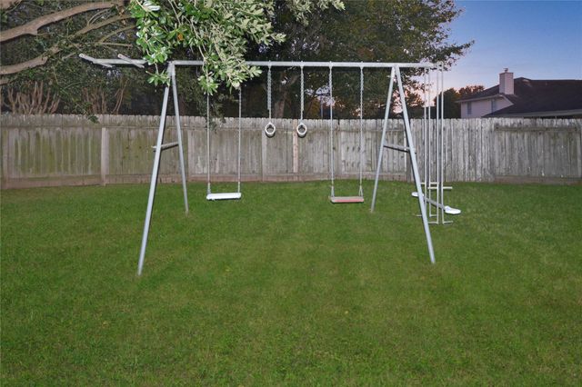 21614 Brookchase Loop, Cypress, TX 77433