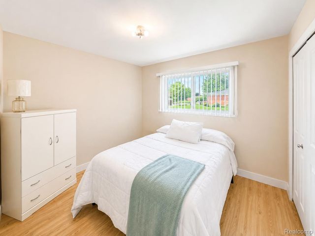 34398 Greentrees Road, Sterling Heights, MI 48312
