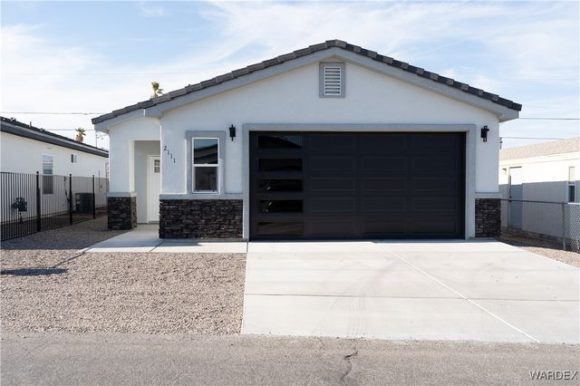 2111 Bermuda Drive, Bullhead City, AZ 86442