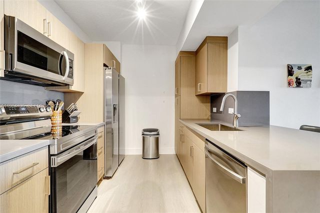 18800 NE 29th Ave 517, Aventura, FL 33180