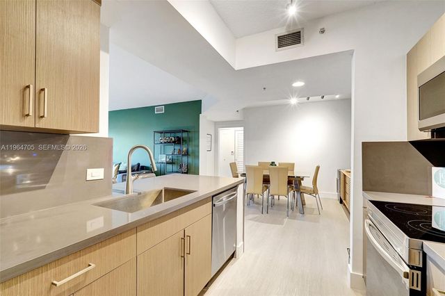 18800 NE 29th Ave 517, Aventura, FL 33180