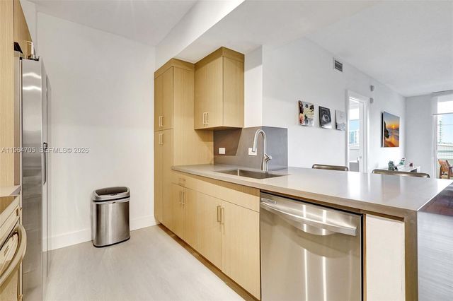 18800 NE 29th Ave 517, Aventura, FL 33180