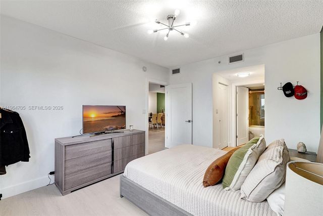 18800 NE 29th Ave 517, Aventura, FL 33180