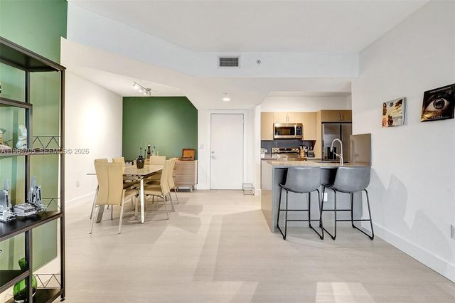 18800 NE 29th Ave 517, Aventura, FL 33180